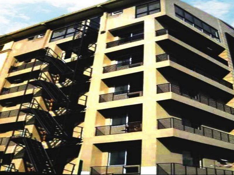 The Fort Budget Hotel- Bonifacio Global City Makati City Exterior foto